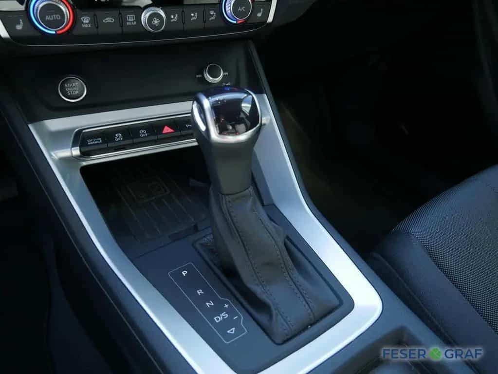 Audi Q3 Sportback 40 TFSI qu. S line Ext. ACC Nav 19" 08/2023-photo-8