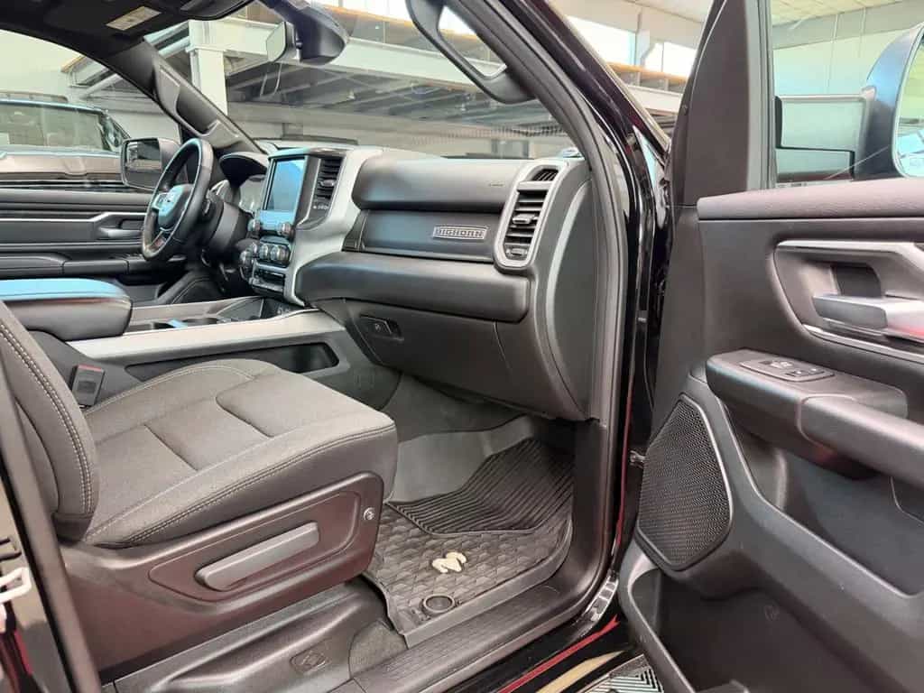 Dodge RAM 1500 3.0 EcoDiesel Bighorn Kamera Hardtop 03/2022-photo-18