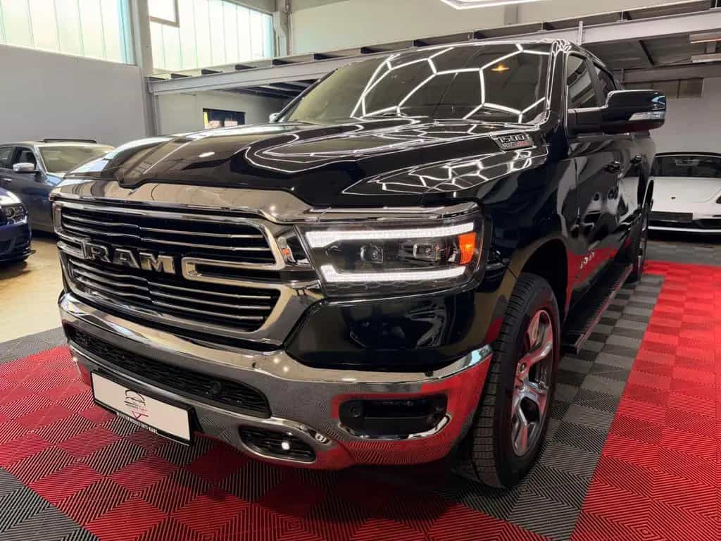 Dodge RAM 1500 3.0 EcoDiesel Bighorn Kamera Hardtop 03/2022-photo-2
