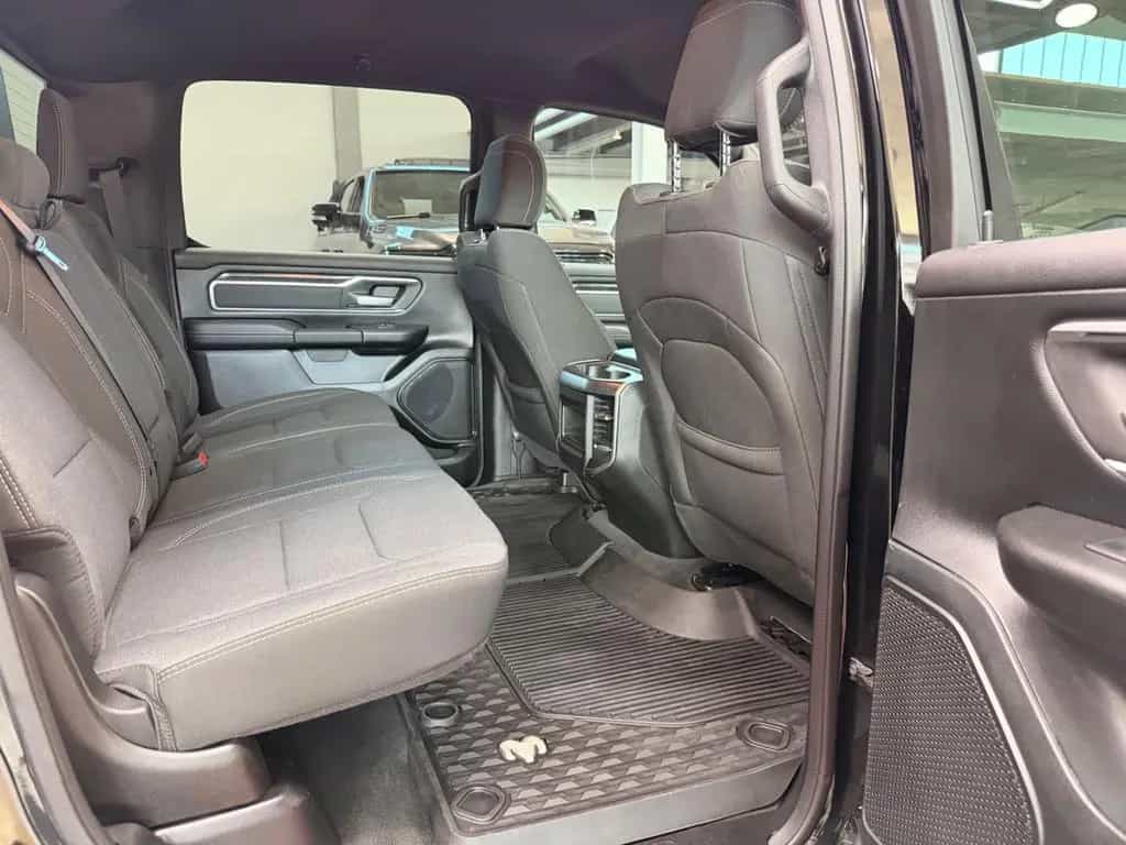 Dodge RAM 1500 3.0 EcoDiesel Bighorn Kamera Hardtop 03/2022-photo-21