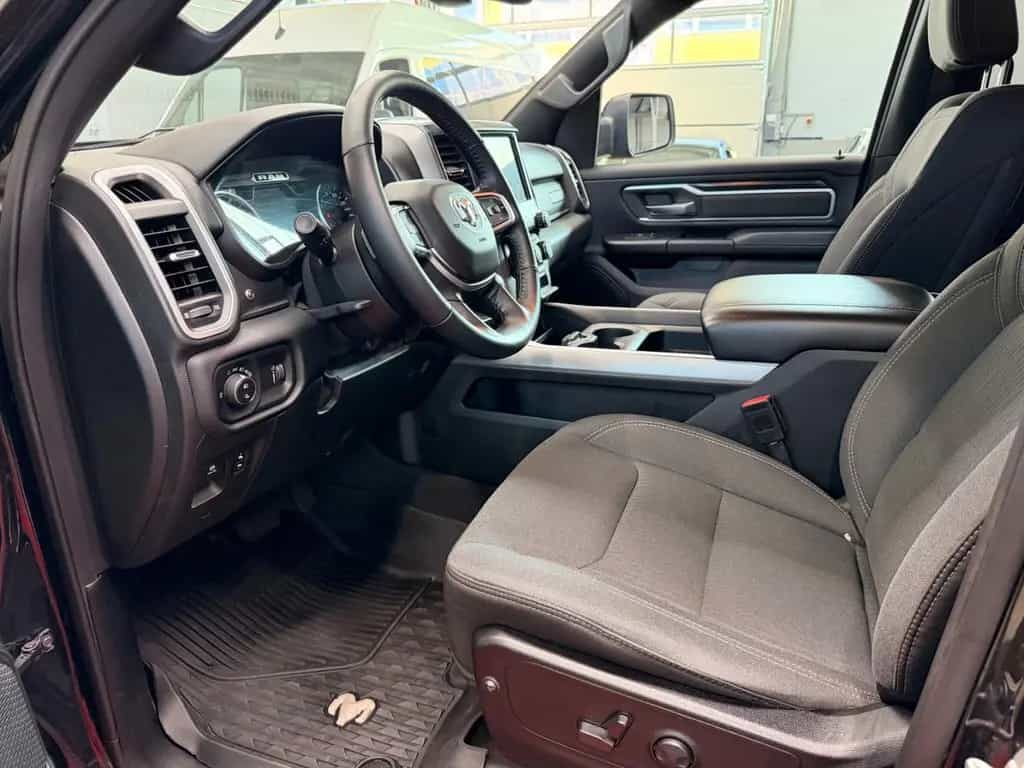 Dodge RAM 1500 3.0 EcoDiesel Bighorn Kamera Hardtop 03/2022-photo-29