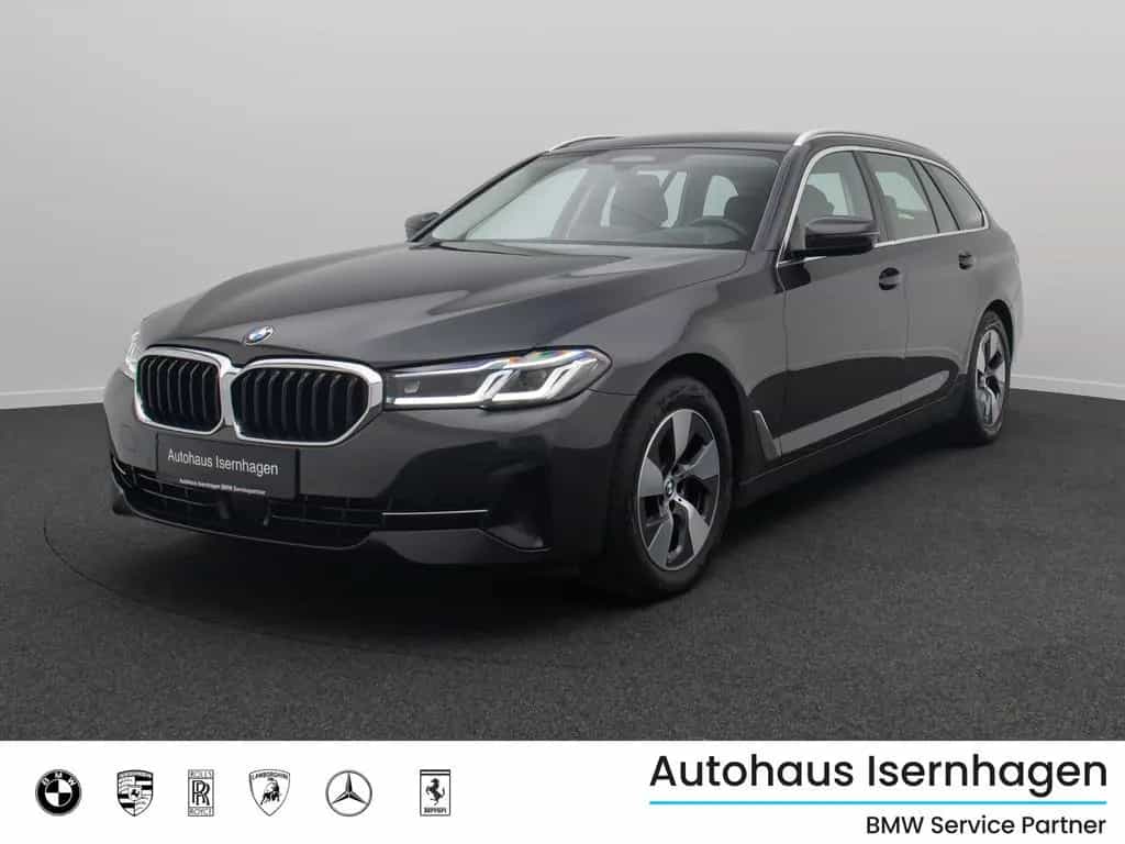 BMW 5 Series 520d xD  Kamera Laser HUD DAB AHK Komfort Alarm 03/2023-photo-0
