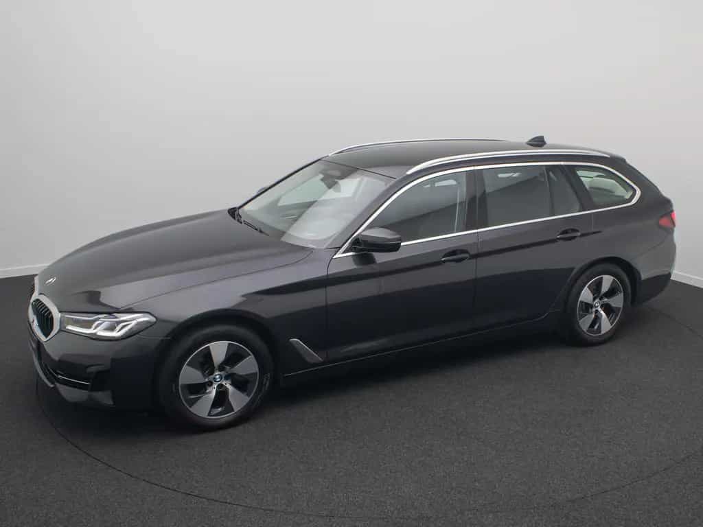 BMW 5 Series 520d xD  Kamera Laser HUD DAB AHK Komfort Alarm 03/2023-photo-11