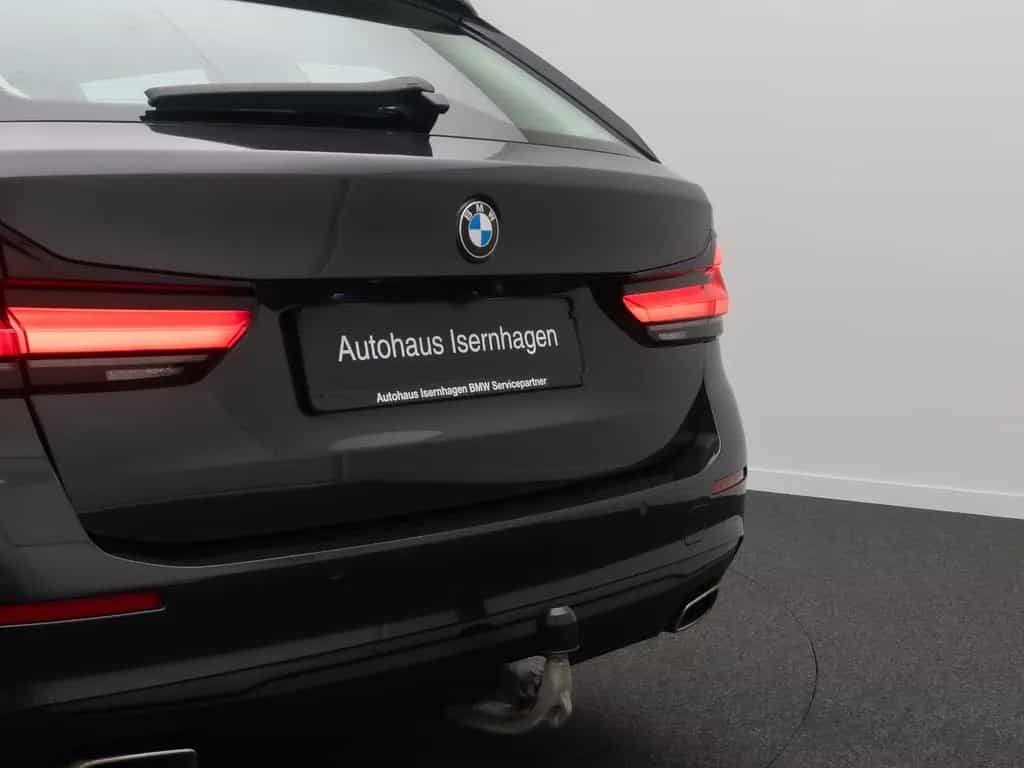 BMW 5 Series 520d xD  Kamera Laser HUD DAB AHK Komfort Alarm 03/2023-photo-14