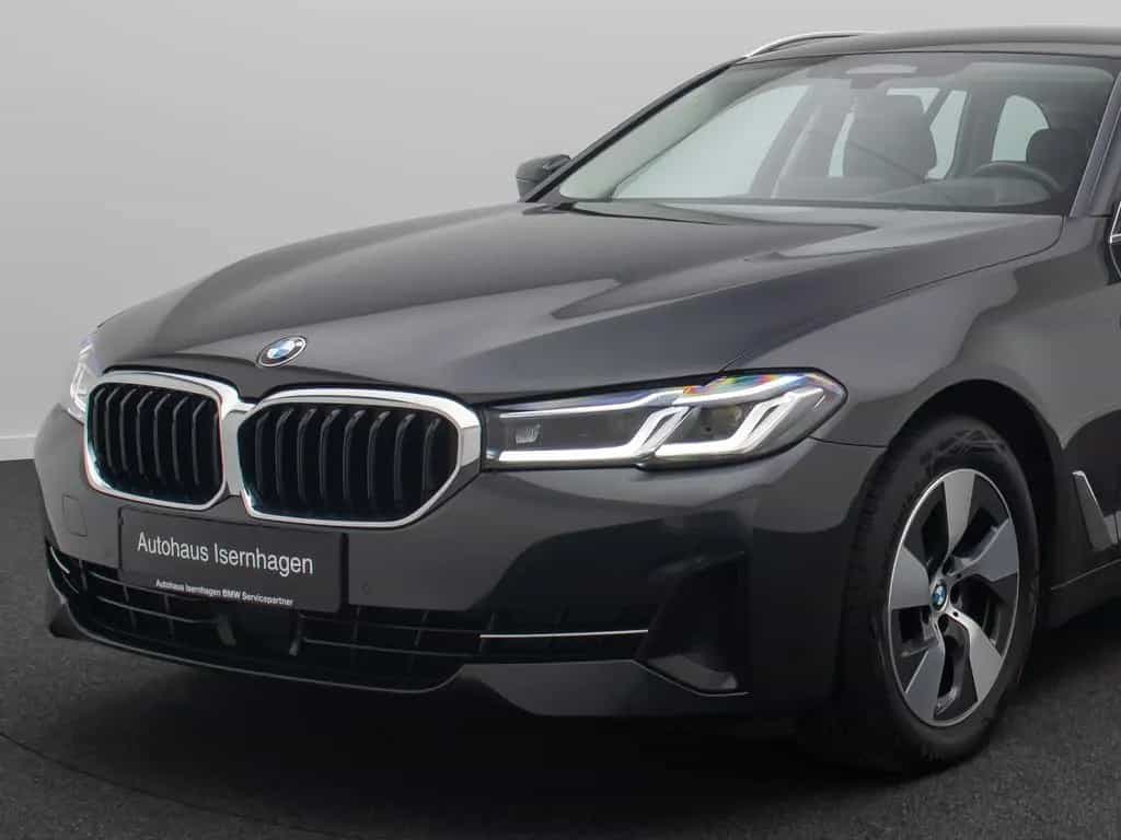 BMW 5 Series 520d xD  Kamera Laser HUD DAB AHK Komfort Alarm 03/2023-photo-18