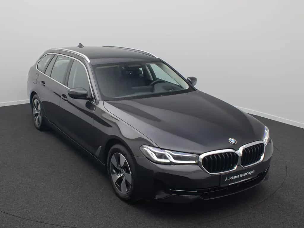 BMW 5 Series 520d xD  Kamera Laser HUD DAB AHK Komfort Alarm 03/2023-photo-2