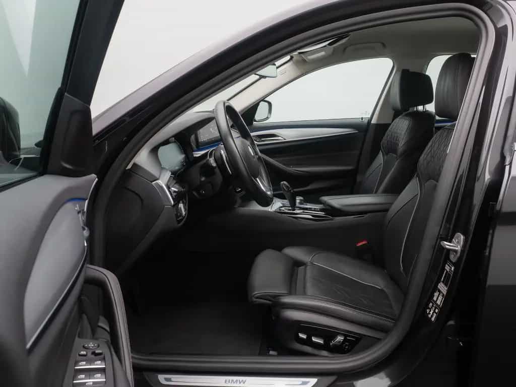 BMW 5 Series 520d xD  Kamera Laser HUD DAB AHK Komfort Alarm 03/2023-photo-20