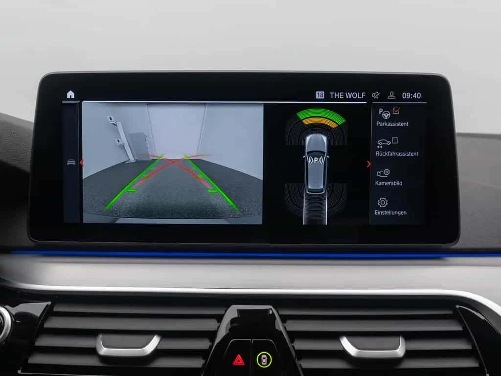 BMW 5 Series 520d xD  Kamera Laser HUD DAB AHK Komfort Alarm 03/2023-photo-42