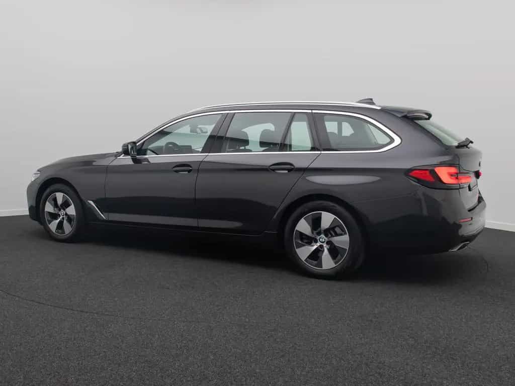 BMW 5 Series 520d xD  Kamera Laser HUD DAB AHK Komfort Alarm 03/2023-photo-9