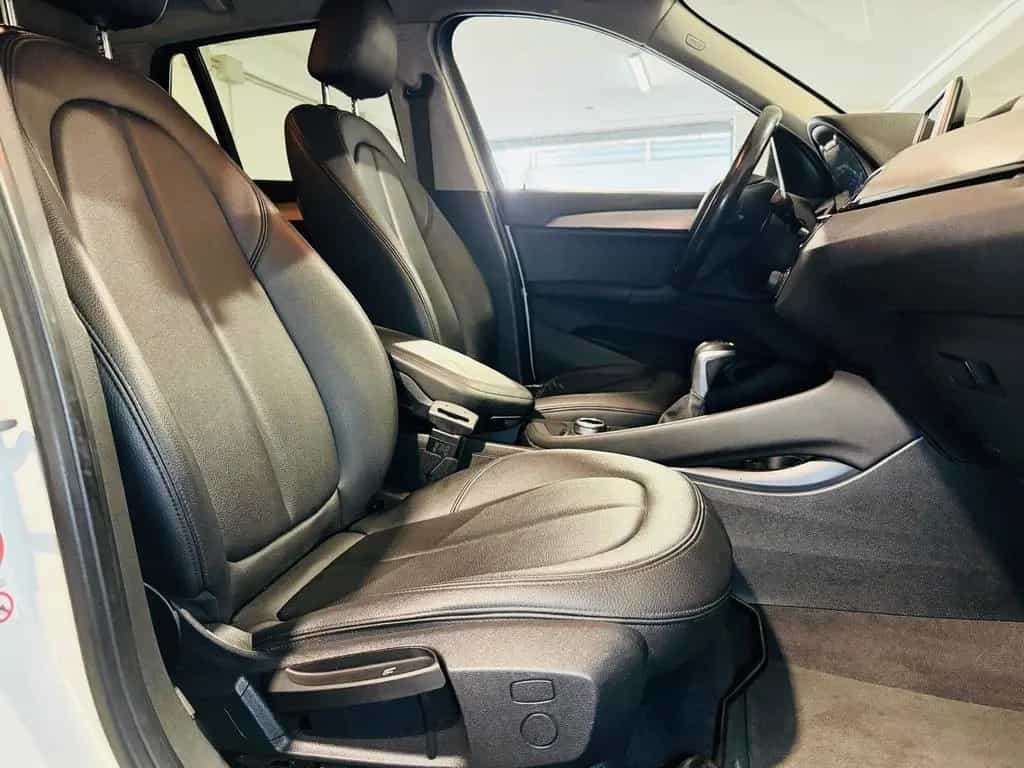 BMW X1 Bmw X1 F48 sdrive18d Sport auto*150 CV*PELLE*NAV 01/2019-photo-5
