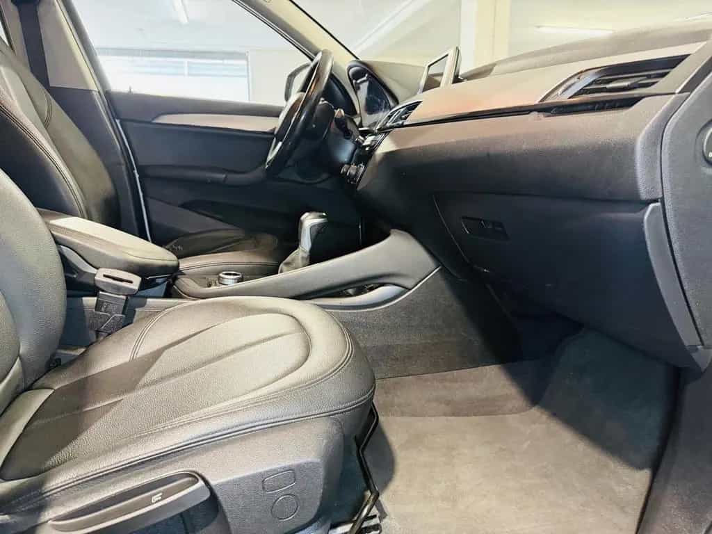 BMW X1 Bmw X1 F48 sdrive18d Sport auto*150 CV*PELLE*NAV 01/2019-photo-7