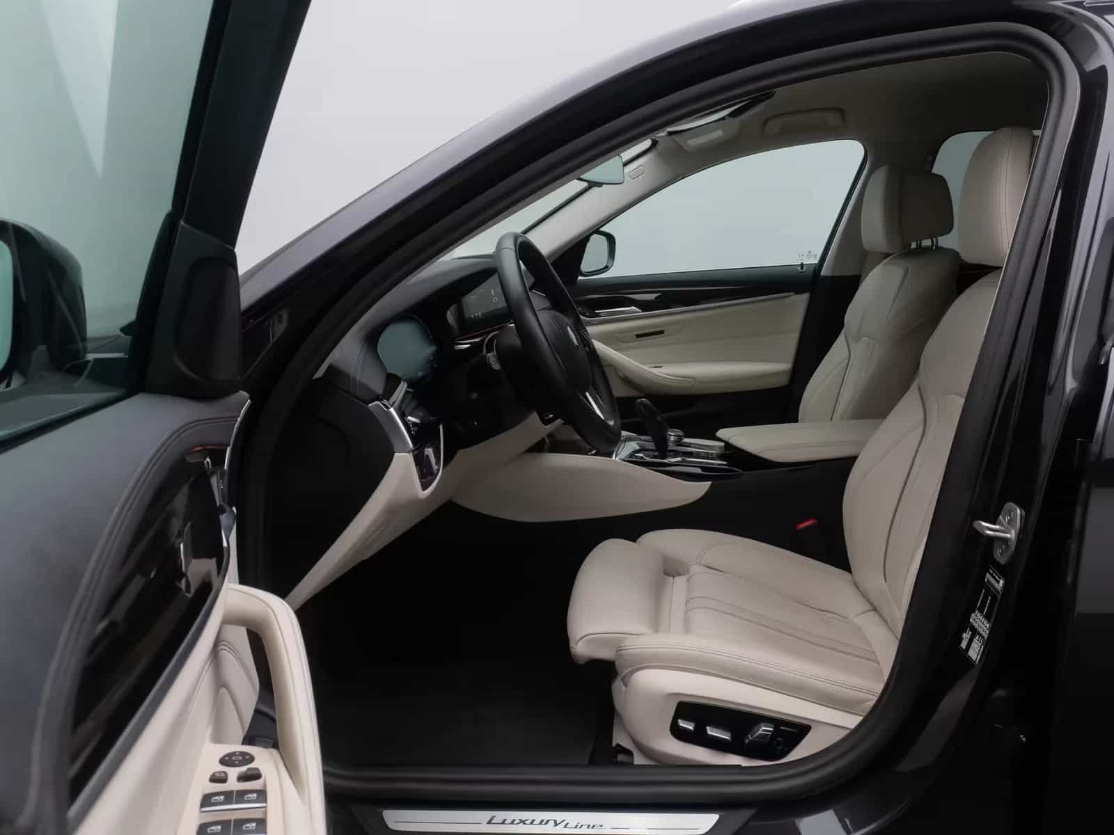 BMW 5 Series 520d xD  Kamera Laser HUD DAB AHK Komfort Alarm 05/2023-photo-19