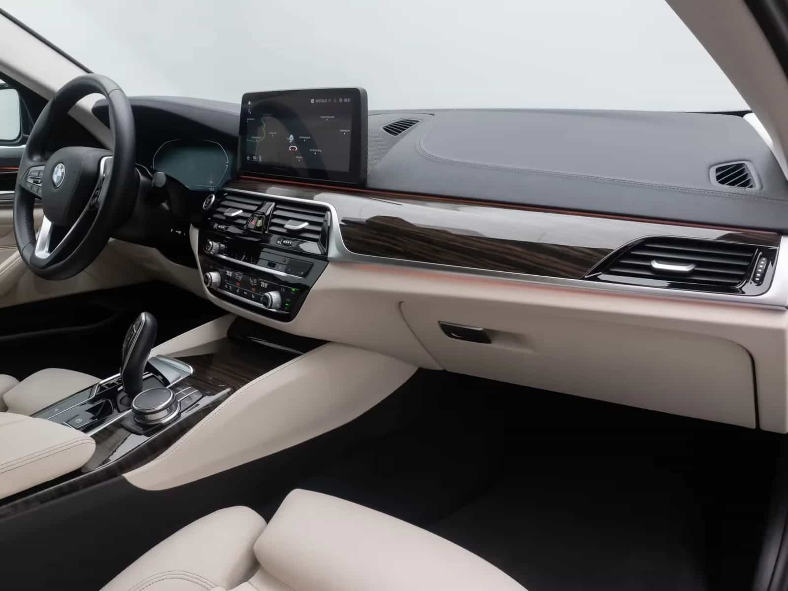 BMW 5 Series 520d xD  Kamera Laser HUD DAB AHK Komfort Alarm 05/2023-photo-23