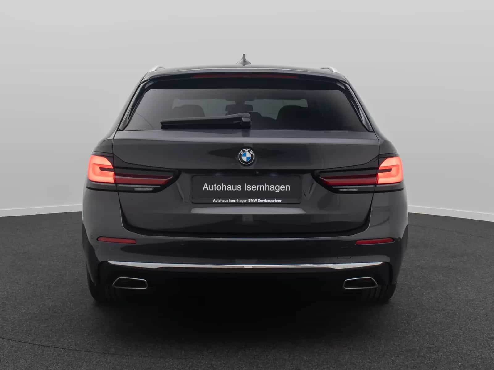 BMW 5 Series 520d xD  Kamera Laser HUD DAB AHK Komfort Alarm 05/2023-photo-7
