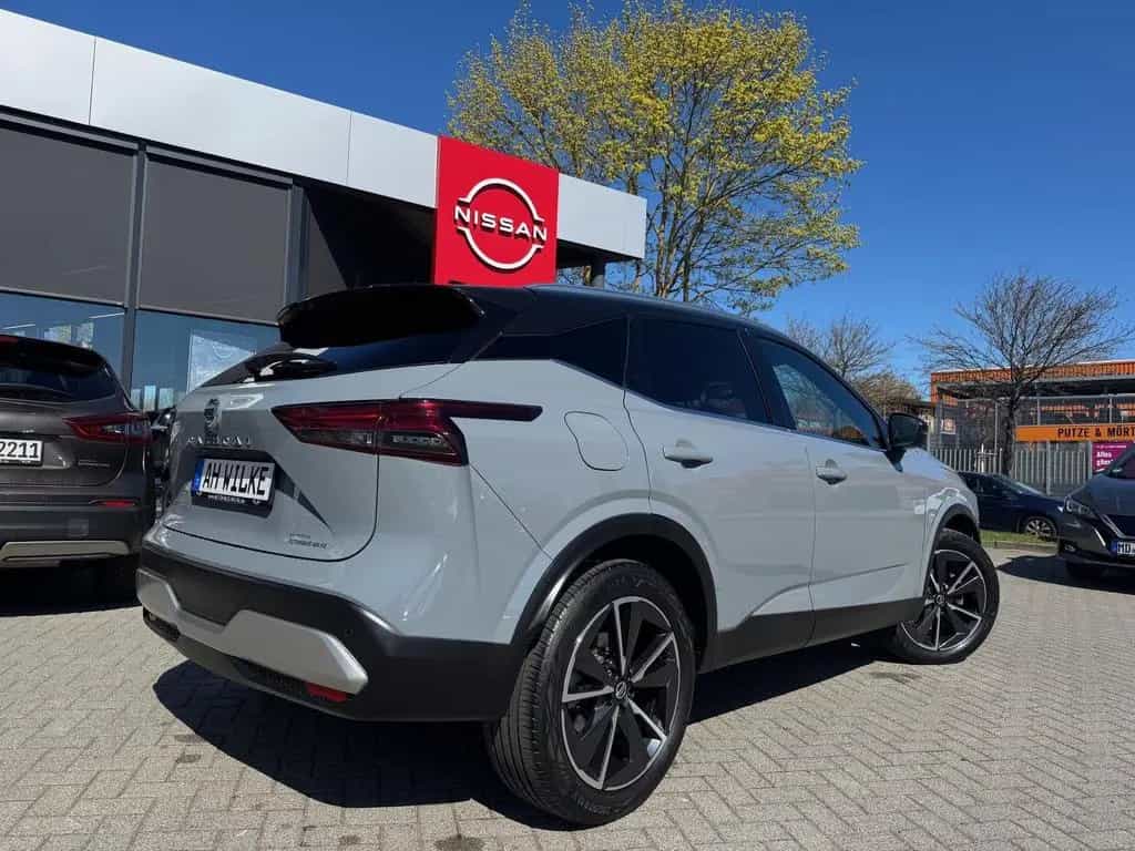 Nissan Qashqai 1.3 DIG-T MHEV Xtronic Tekna/BOSE/PANORA 05/2022-photo-3