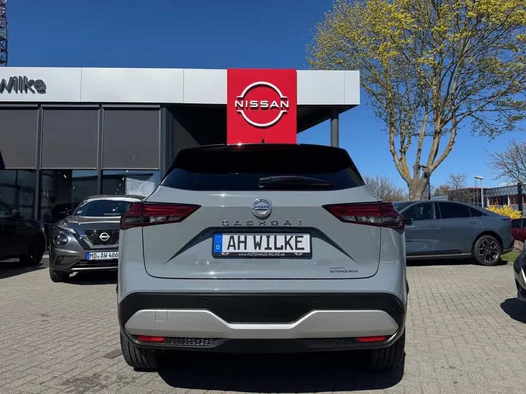 Nissan Qashqai 1.3 DIG-T MHEV Xtronic Tekna/BOSE/PANORA 05/2022-photo-4