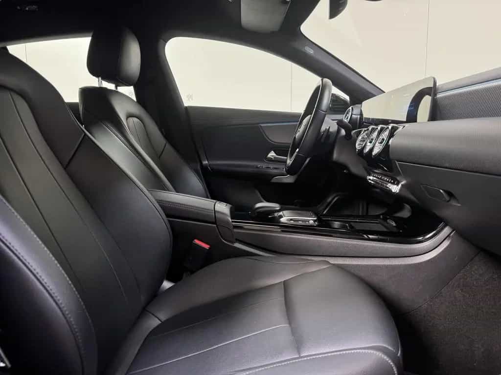 Mercedes-Benz CLA 200 CDI Shooting Break Autom. - Airco - GPS 06/2022-photo-1