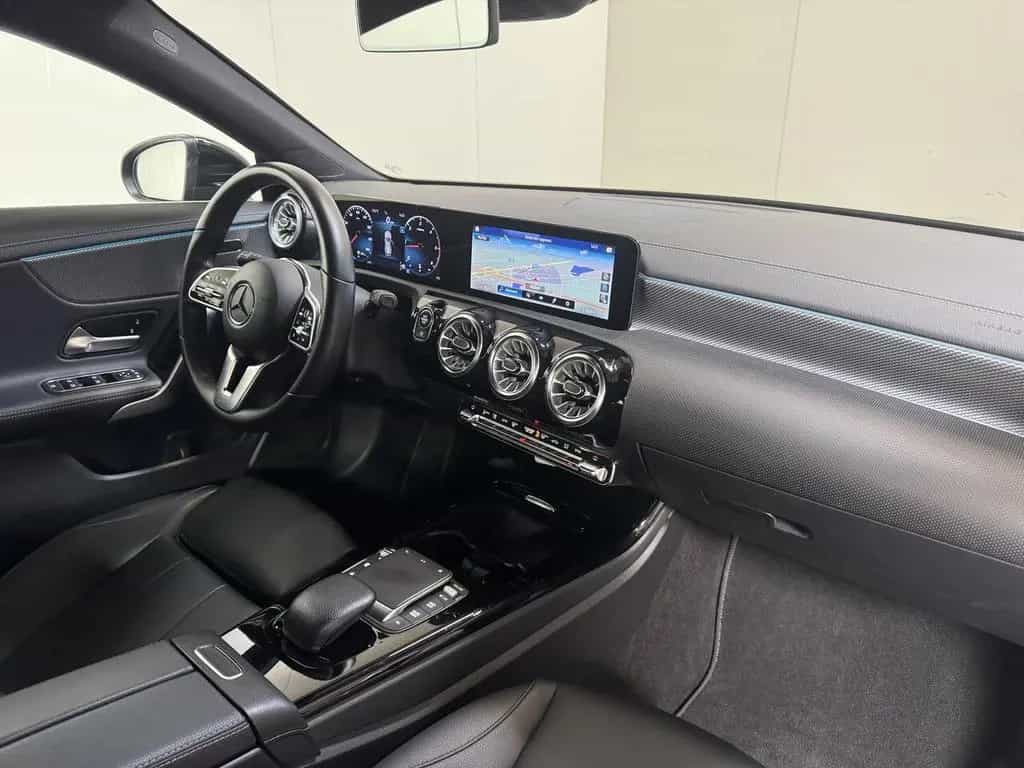 Mercedes-Benz CLA 200 CDI Shooting Break Autom. - Airco - GPS 06/2022-photo-12