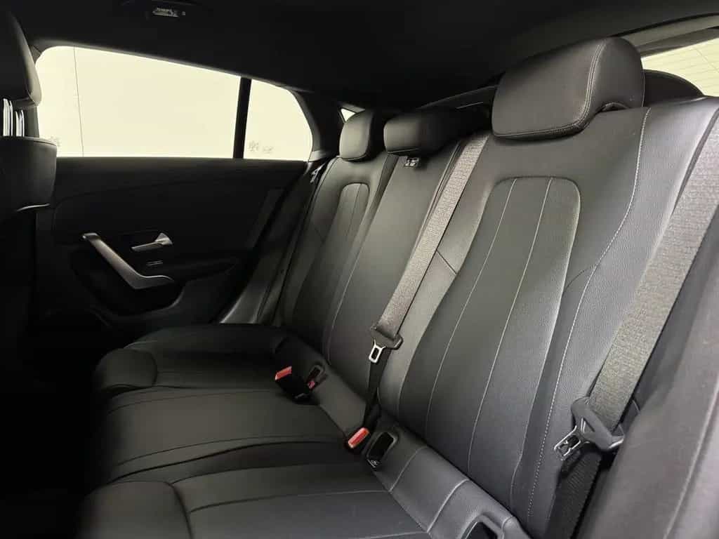 Mercedes-Benz CLA 200 CDI Shooting Break Autom. - Airco - GPS 06/2022-photo-9