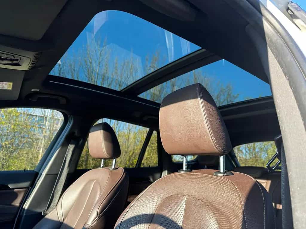 BMW X1 sDrive20i Sport Line, Pano, AHK, HUD, LED 03/2018-photo-10