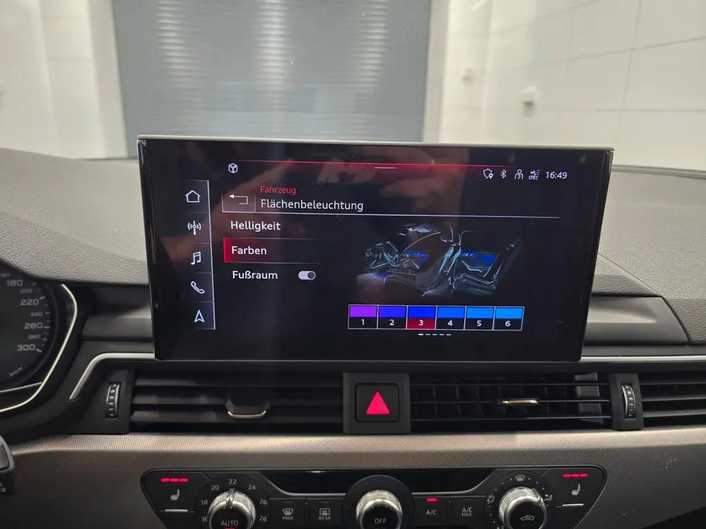 Audi A4 40 TFSI 2.0 S-tronic/MatrixLED/Vollleder/AHK 01/2023-photo-24