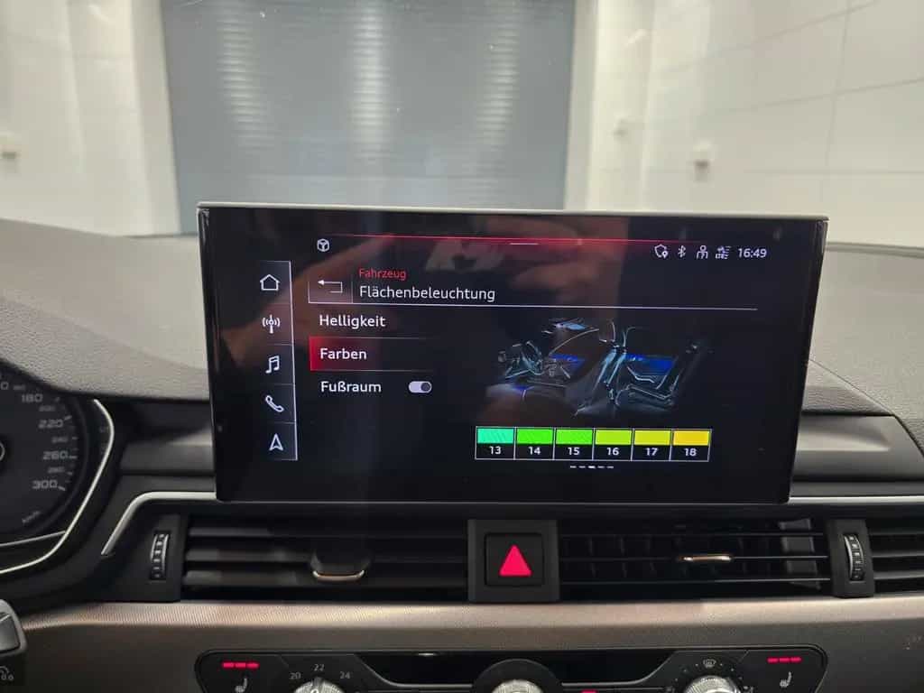 Audi A4 40 TFSI 2.0 S-tronic/MatrixLED/Vollleder/AHK 01/2023-photo-26
