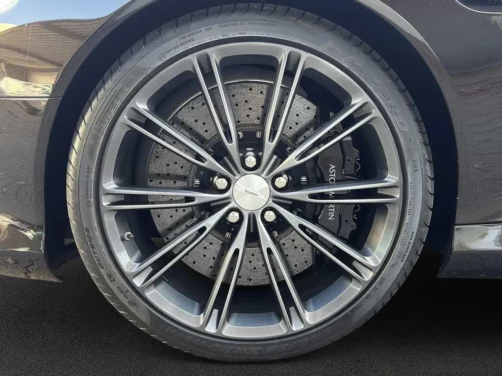 Aston Martin Virage /2. Hnd/unfallfrei/Scheckh./Inspektion neu 08/2012-photo-5
