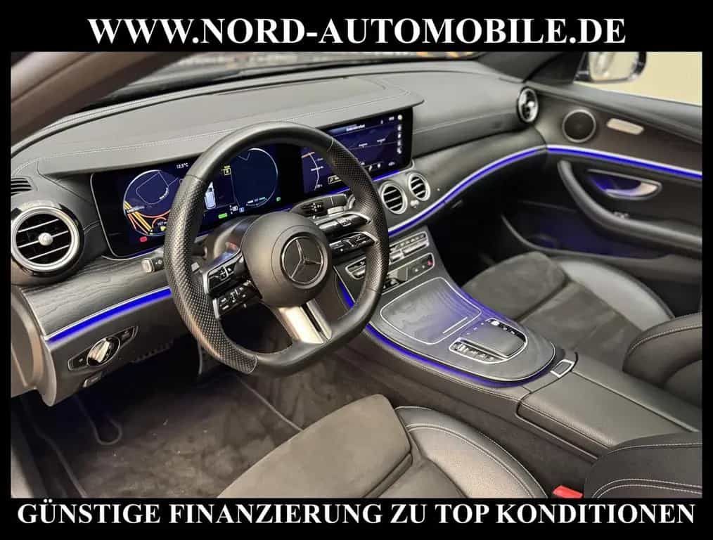 Mercedes-Benz E-Class d T AMG *LED*AHK*Schiebedach*Kam*19ZOLL* 08/2022-photo-14