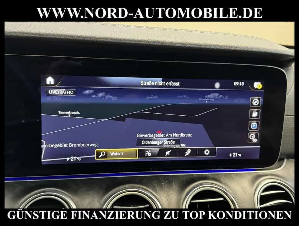Mercedes-Benz E-Class d T AMG *LED*AHK*Schiebedach*Kam*19ZOLL* 08/2022-photo-21