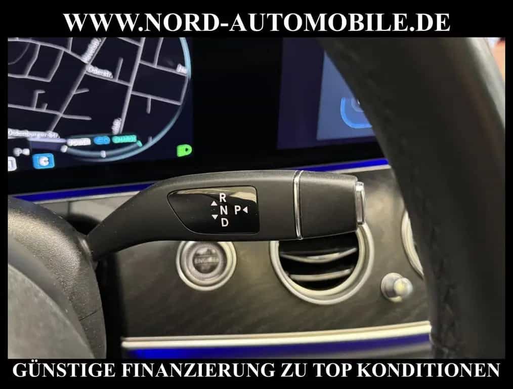 Mercedes-Benz E-Class d T AMG *LED*AHK*Schiebedach*Kam*19ZOLL* 08/2022-photo-23