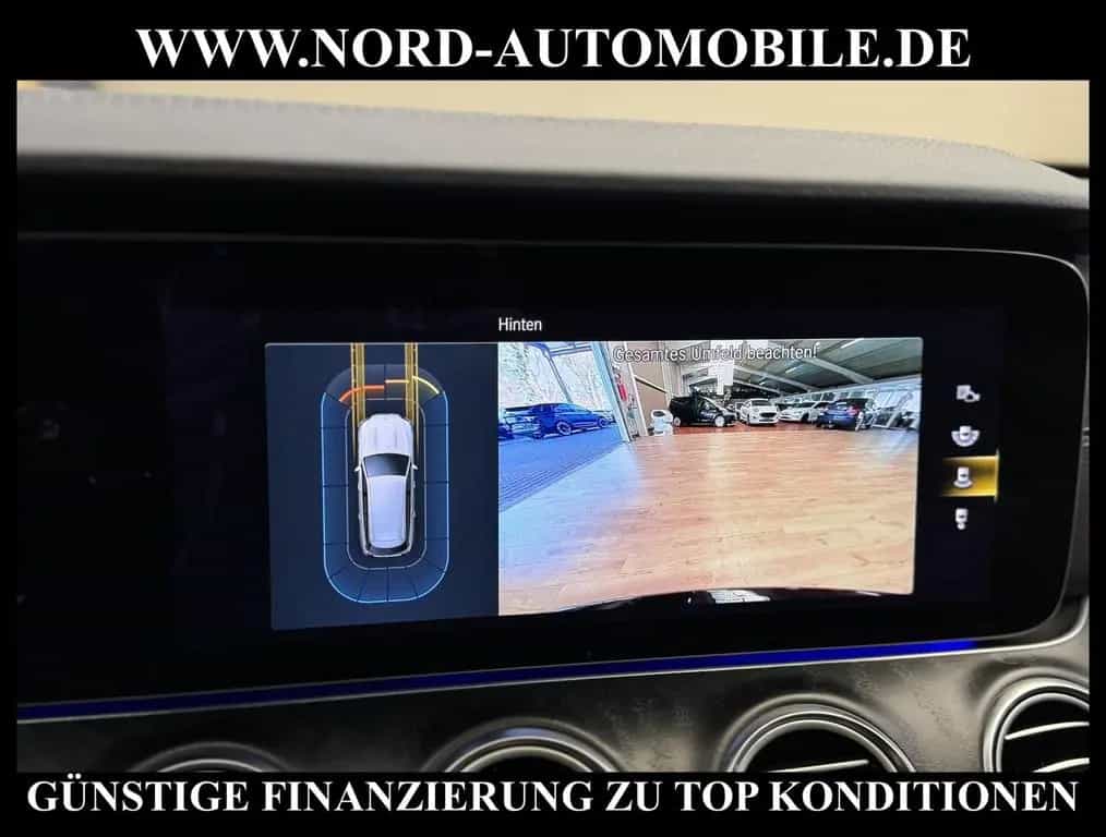 Mercedes-Benz E-Class d T AMG *LED*AHK*Schiebedach*Kam*19ZOLL* 08/2022-photo-24