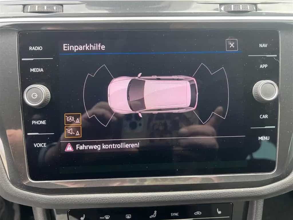 Volkswagen Tiguan 1.5 TSI Navi PDC Kimaautomatik ACC 01/2023-photo-10