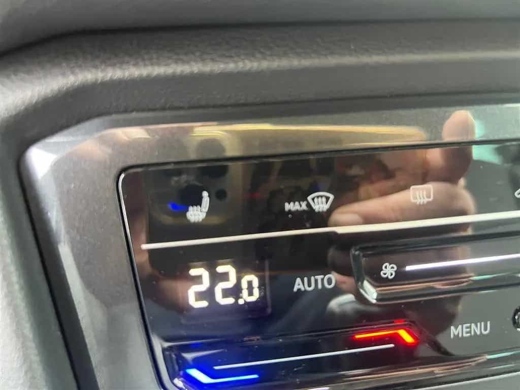 Volkswagen Tiguan 1.5 TSI Navi PDC Kimaautomatik ACC 01/2023-photo-23