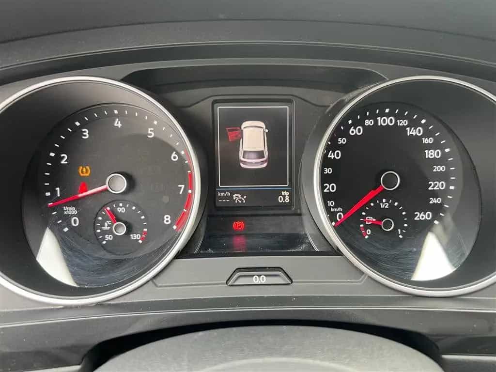 Volkswagen Tiguan 1.5 TSI Navi PDC Kimaautomatik ACC 01/2023-photo-8
