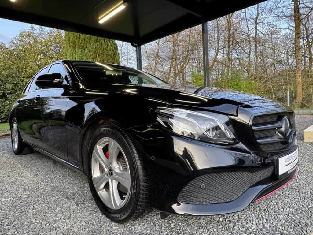Mercedes-Benz E-Class 220d AUTOMATIK XENON NAVI KAMERA SHZ Klima 07/2017-photo-1