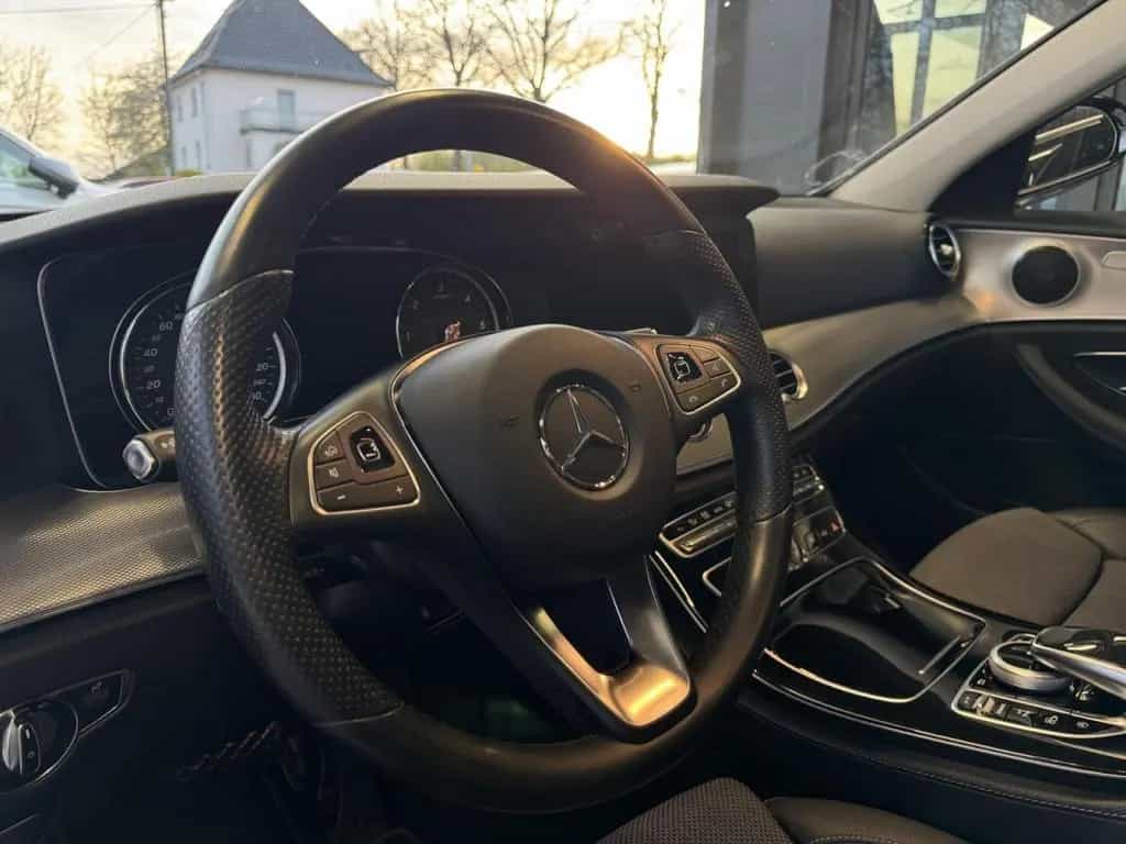 Mercedes-Benz E-Class 220d AUTOMATIK XENON NAVI KAMERA SHZ Klima 07/2017-photo-8