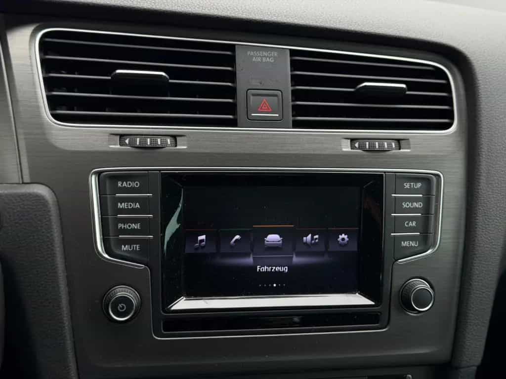 Volkswagen Golf VII Lim. Comfortline BMT -S.Heft-Park Ass.- 12/2013-photo-14