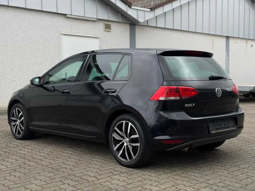 Volkswagen Golf VII Lim. Comfortline BMT -S.Heft-Park Ass.- 12/2013-photo-3
