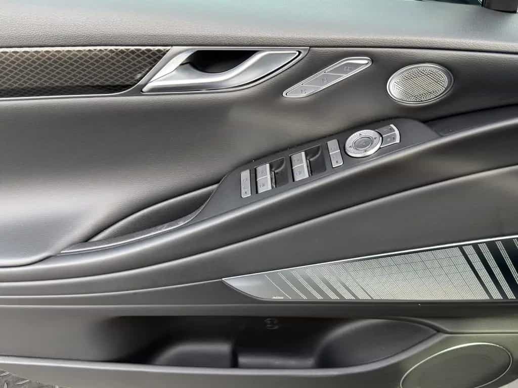 Genesis G80 2.5 T-GDI Sport 4WD Panorama 06/2024-photo-21