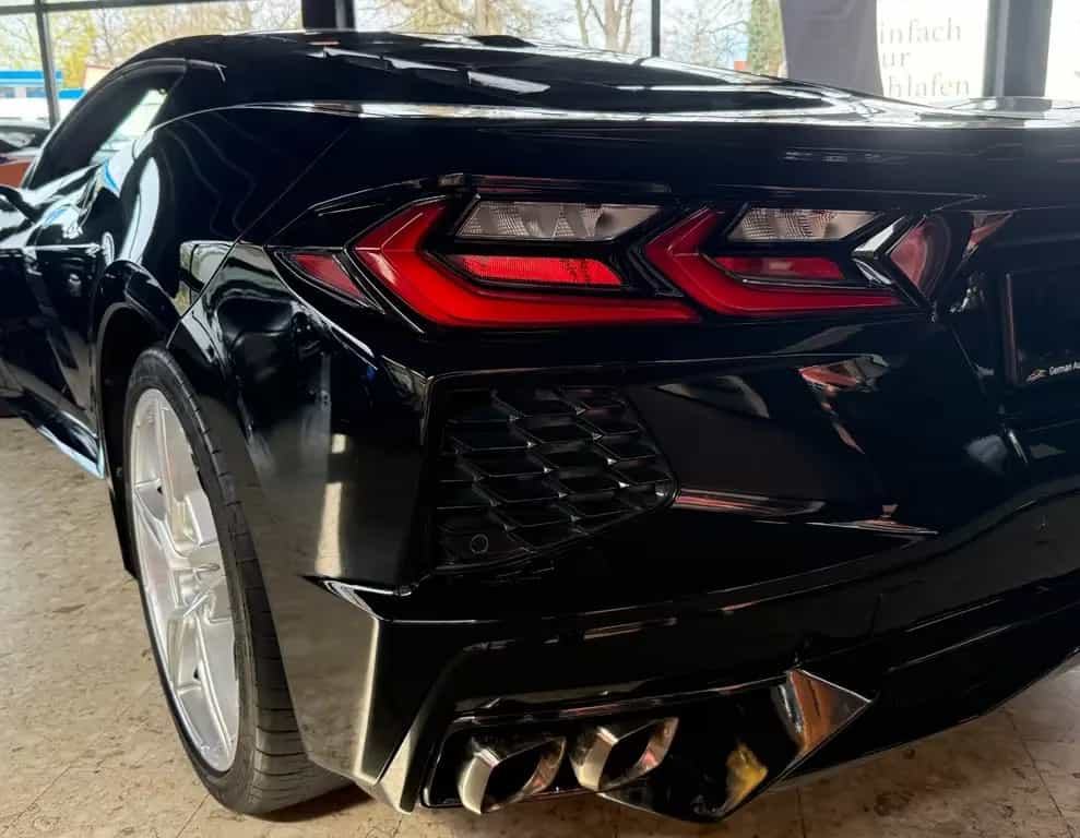 Corvette C8 Coupé/Targa++2LT++UNFALLFREI 09/2024-photo-11