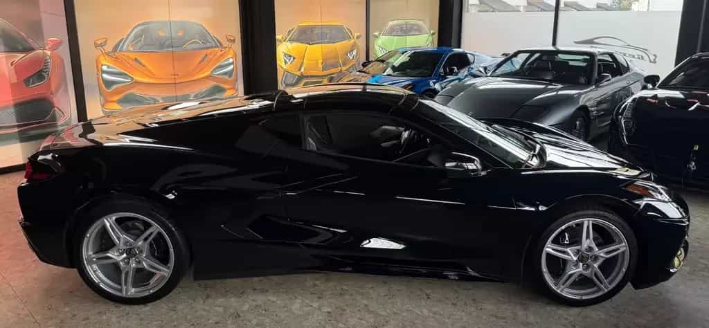 Corvette C8 Coupé/Targa++2LT++UNFALLFREI 09/2024-photo-14