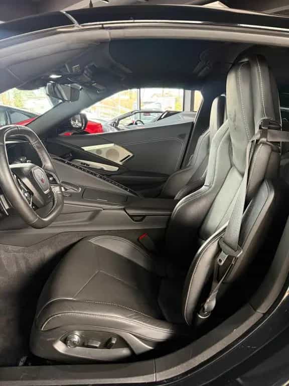Corvette C8 Coupé/Targa++2LT++UNFALLFREI 09/2024-photo-20
