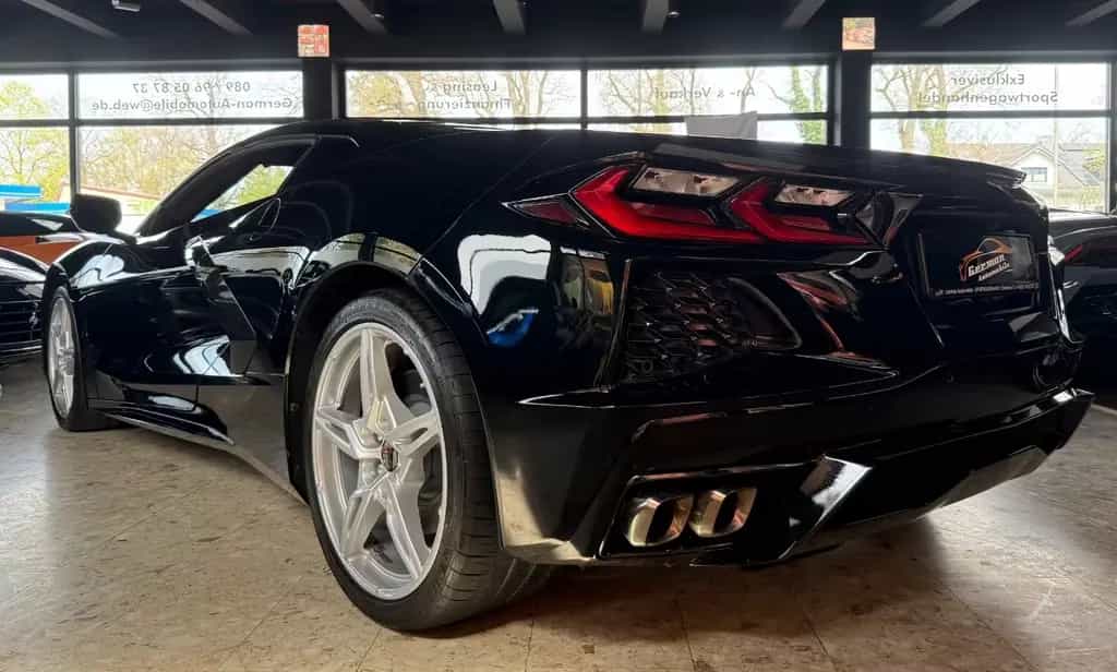 Corvette C8 Coupé/Targa++2LT++UNFALLFREI 09/2024-photo-9