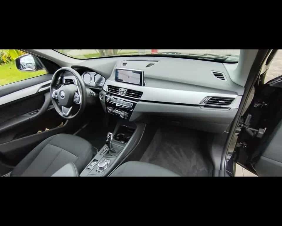 BMW X1 18 d xLine Plus sDrive Steptronic 02/2022-photo-11