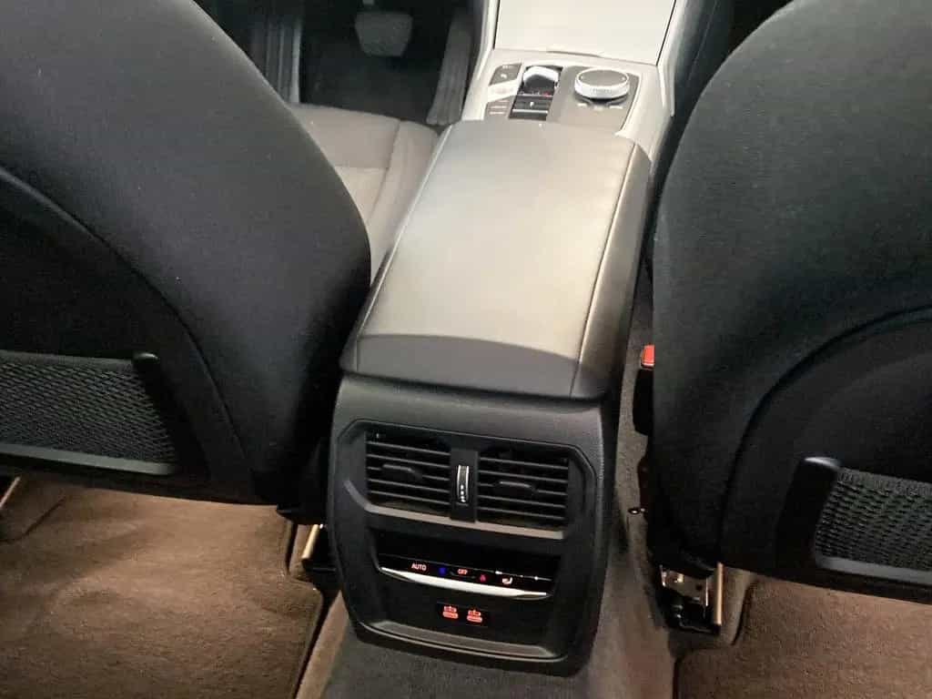 BMW 320 d Touring LiveCockpitProf Kamera Sitzheizung 03/2023-photo-16