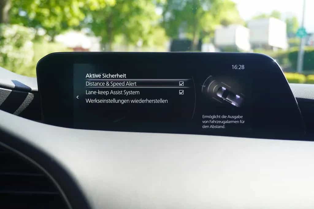 Mazda 3 2.0 M-Hybrid Selection LED Navi Head-Up Kamera 12/2019-photo-17