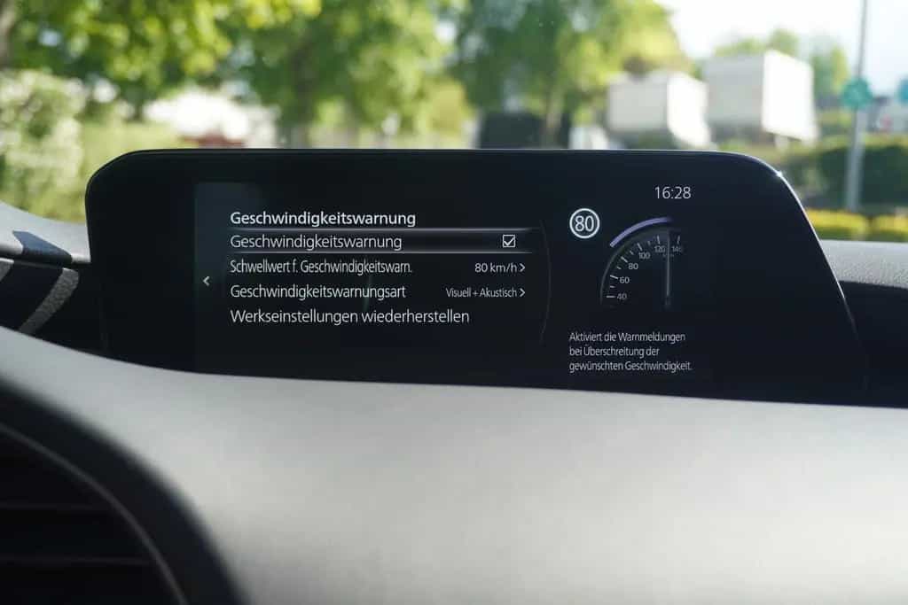 Mazda 3 2.0 M-Hybrid Selection LED Navi Head-Up Kamera 12/2019-photo-20