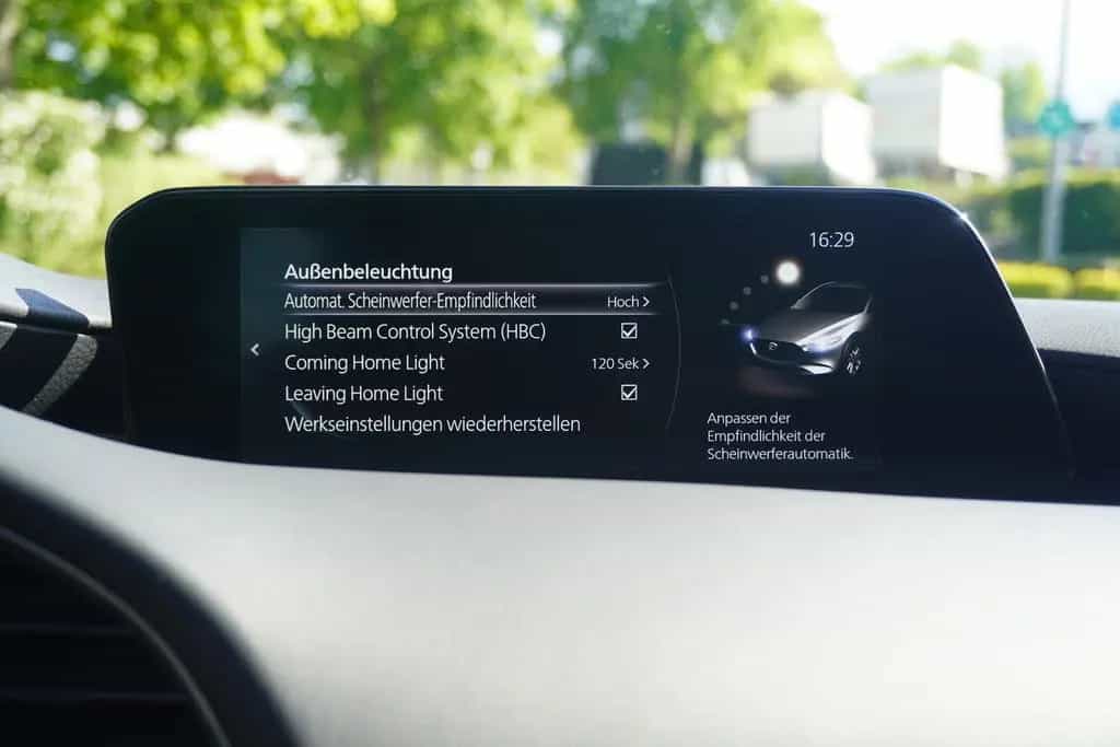 Mazda 3 2.0 M-Hybrid Selection LED Navi Head-Up Kamera 12/2019-photo-21