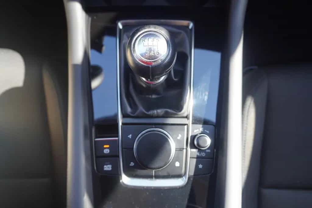 Mazda 3 2.0 M-Hybrid Selection LED Navi Head-Up Kamera 12/2019-photo-26