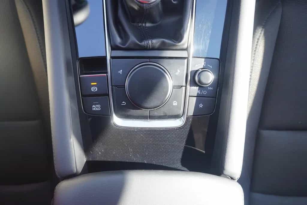 Mazda 3 2.0 M-Hybrid Selection LED Navi Head-Up Kamera 12/2019-photo-27